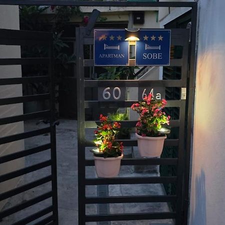 Guest House Varos Split Extérieur photo