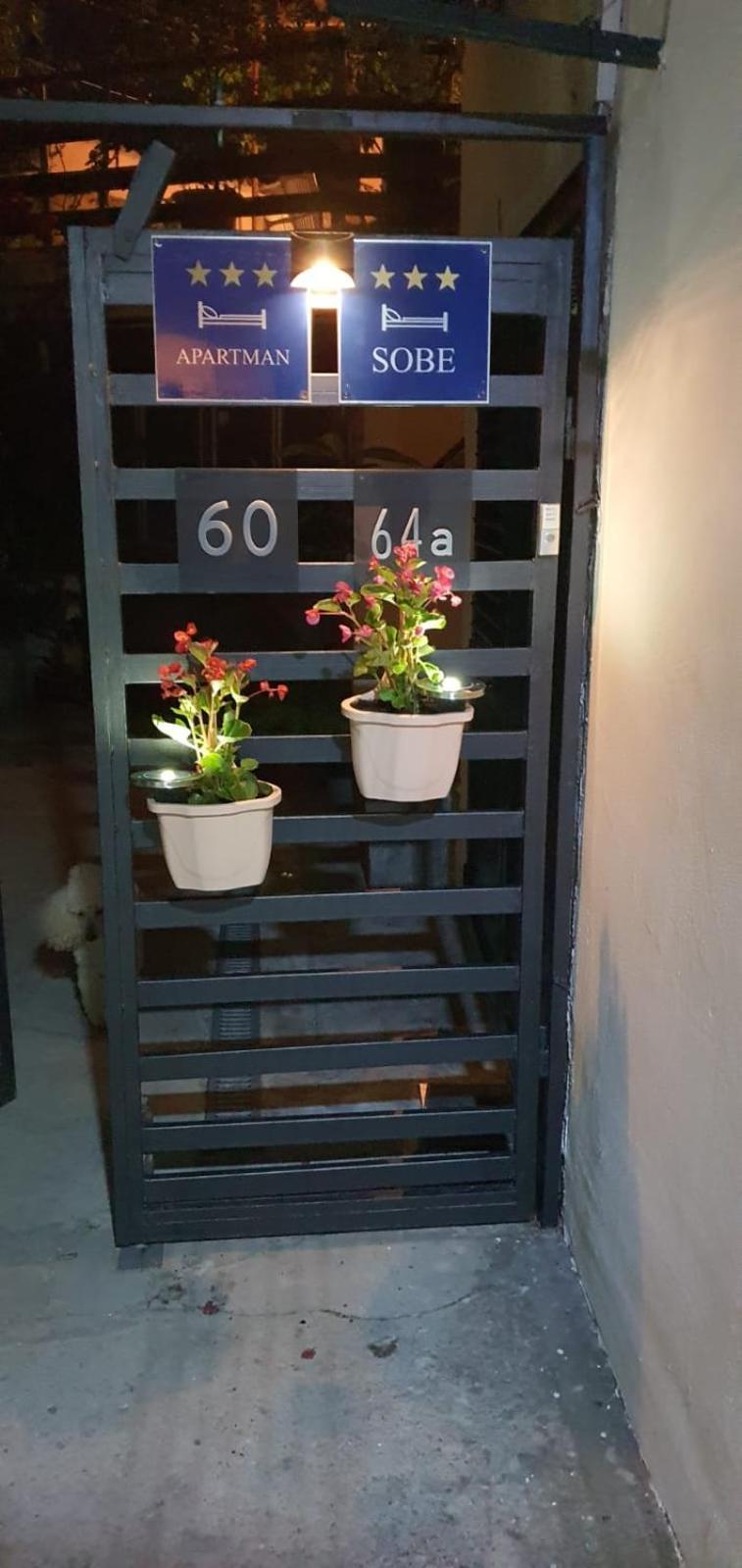 Guest House Varos Split Extérieur photo
